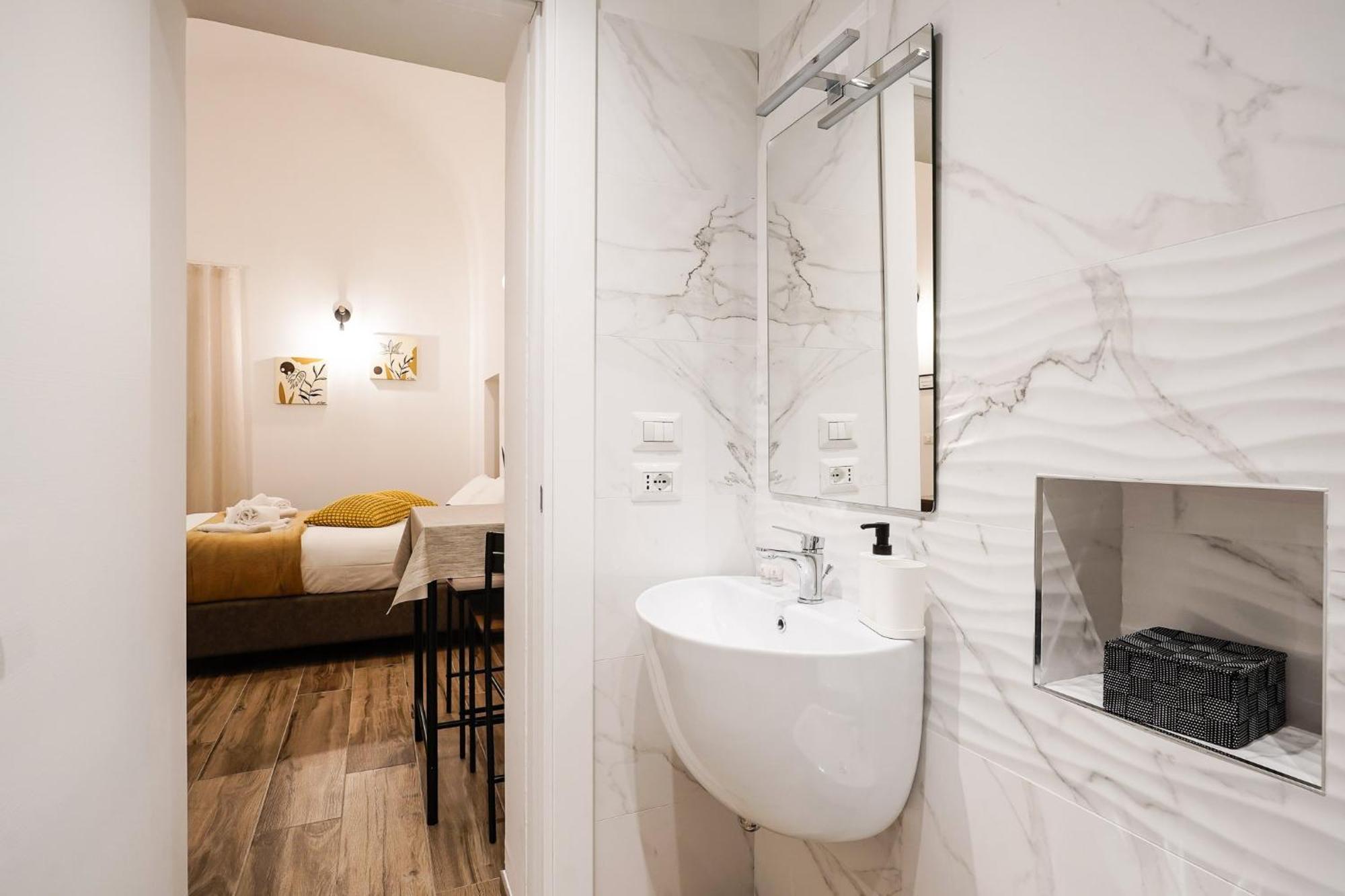 Siamo Bari Apartments By Wonderful Italy Luaran gambar